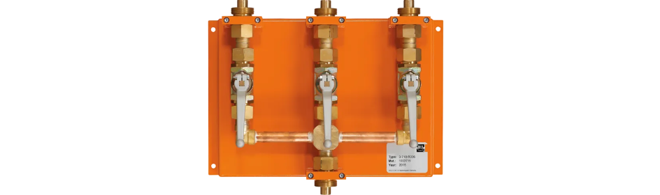 Manifolds- Accessories for Service Carts-- (1)-1