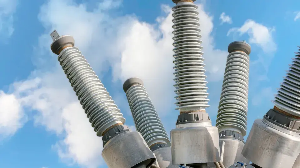 High Voltage Circuit Breakers