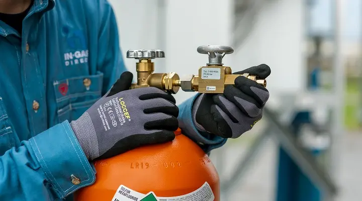 Valves and Couplings